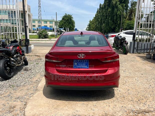 Hyundai Elantra Limited 2018 Red
