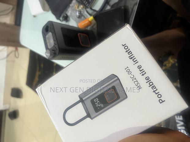 Portable Tyre Inflator With Powerbank photo 4