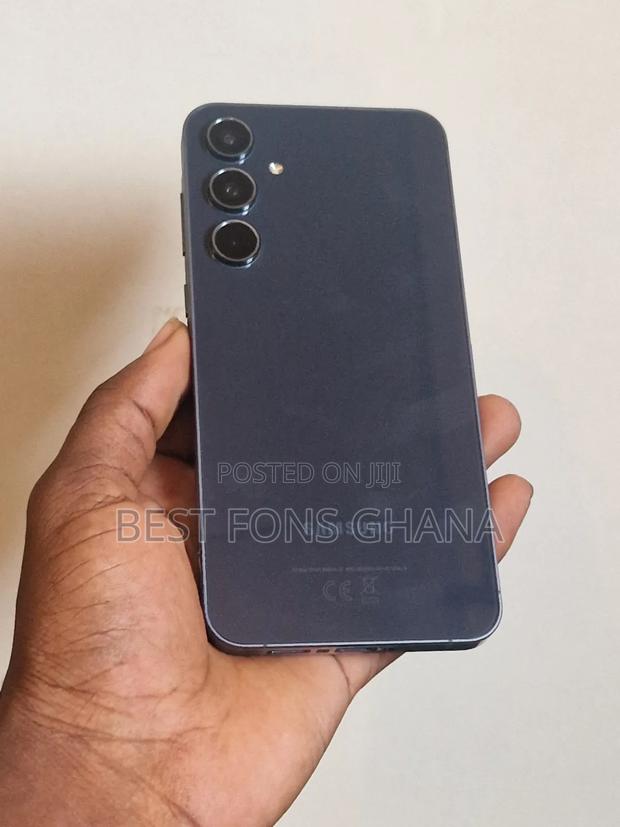 New Samsung Galaxy A55 256 GB Black photo 4