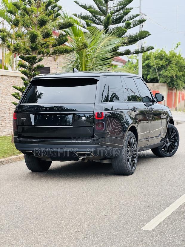 Land Rover Range Rover Vogue 2022 Black