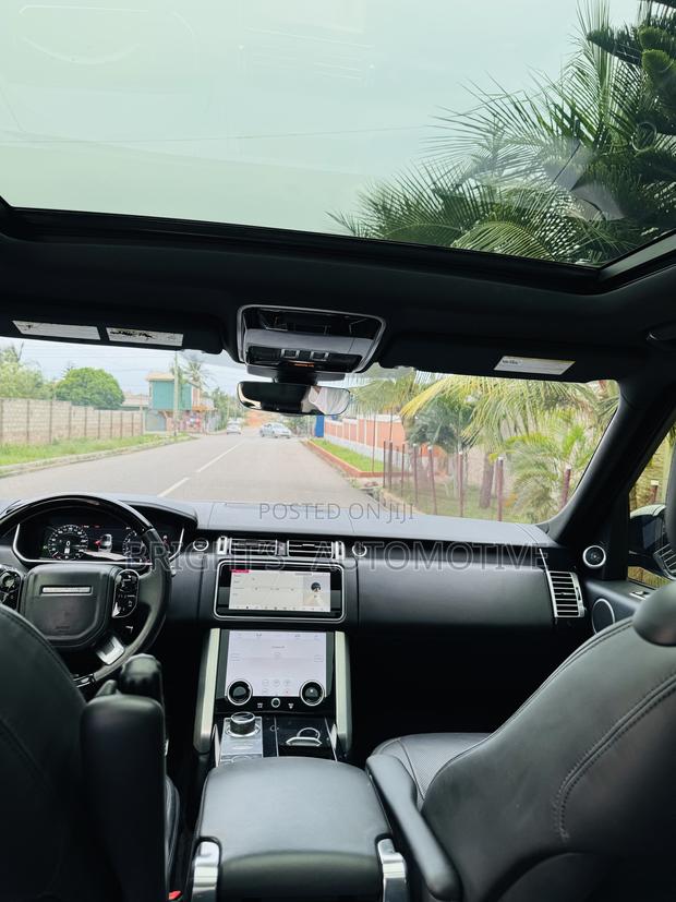 Land Rover Range Rover Vogue 2022 Black
