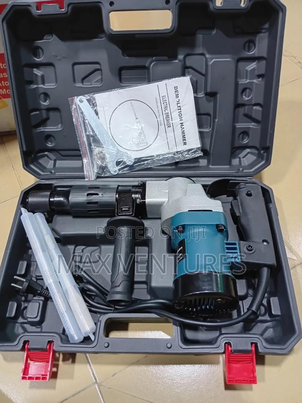 Electrical Demolition Hammer 220v 50/60hz 1100w Powerpounder · Photo 2