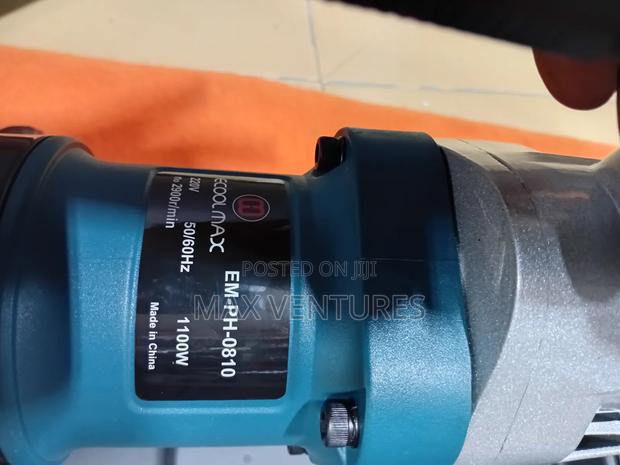 Japan Made Demolition Hammer 220v 50/60hz 1100w Brand New · Photo 4