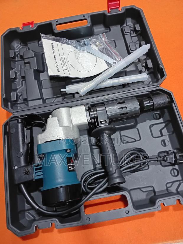 Demolition Hammer Electric 220v 50/60hz 1100w Durable · Photo 2