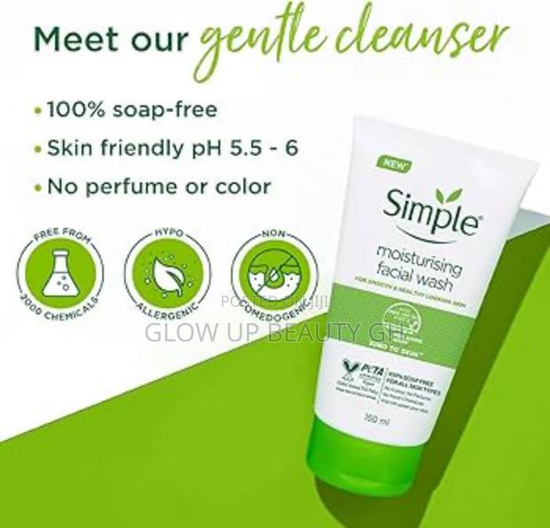 Simple Moisturising Facial Wash · Photo 2