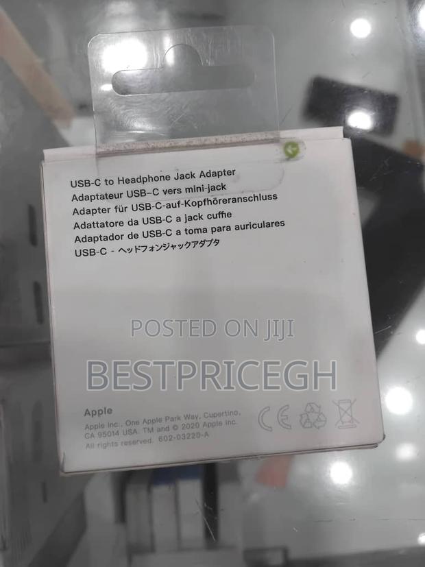 Usb -C to Headphone Jack Adapter · Photo 4