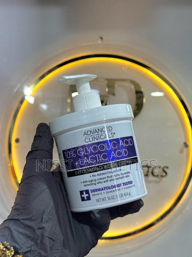 Advanced Clinicals' 10% Glycolic Acid + Lactic Acid · Photo 2