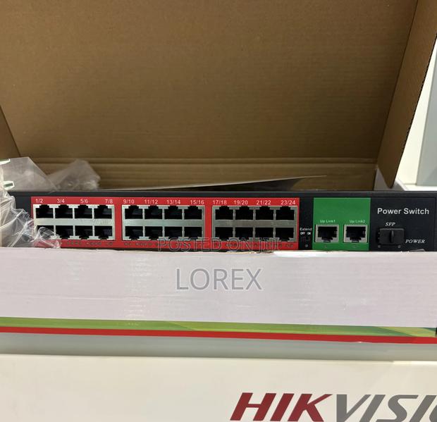 Smart Ai 24ports Poe Switch With 2uplinks and 1sfp Port · Photo 3