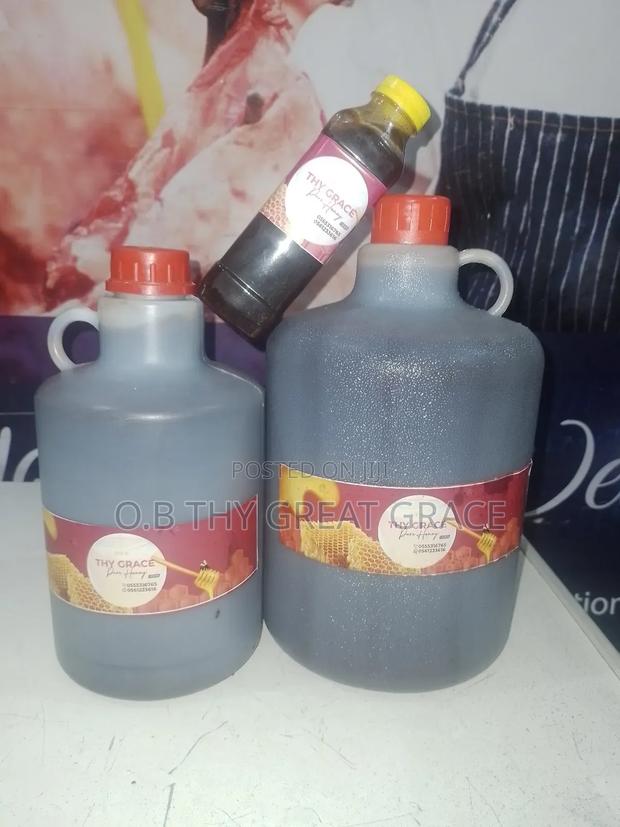 100% Organic Honey in Tema · Photo 2