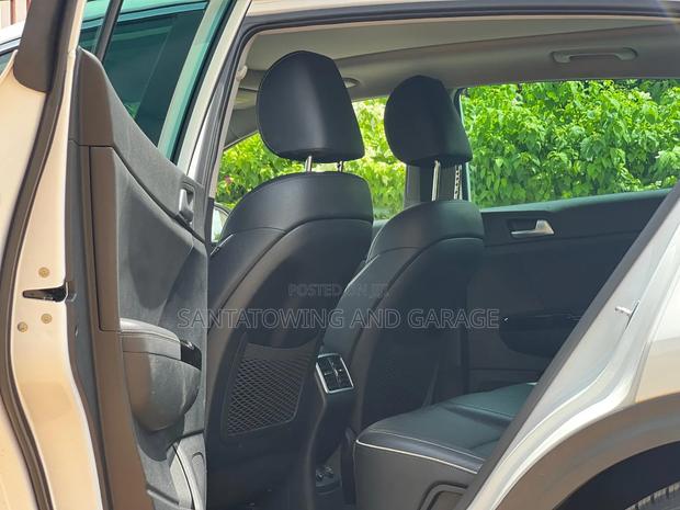 Kia Sportage 2021 White