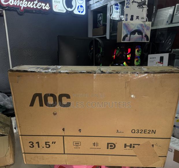 Aoc 32”Inches Ultra Slim Monitor photo 4