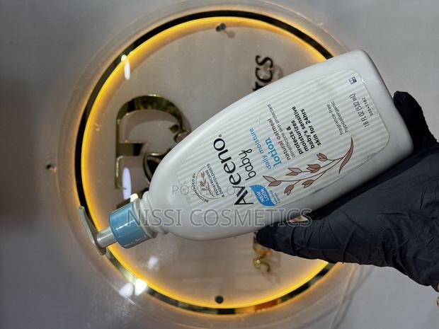 Aveeno Baby Moisturizing Body Lotion, · Photo 2