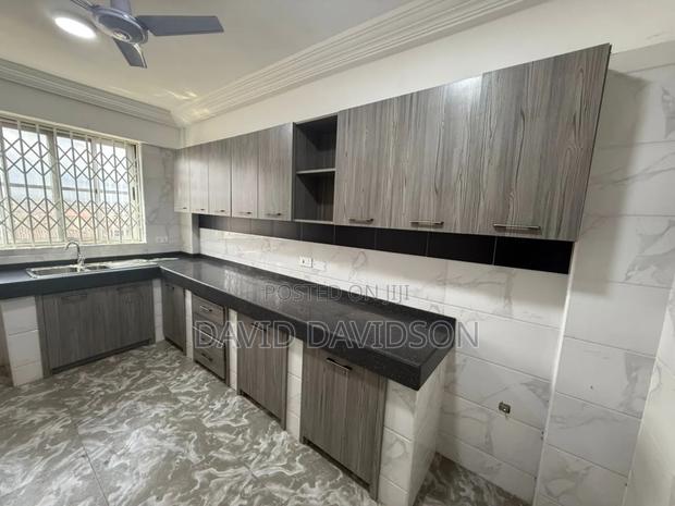 4bdrm House in 4 Bedroom House, Tema Metropolitan for sale · Photo 3
