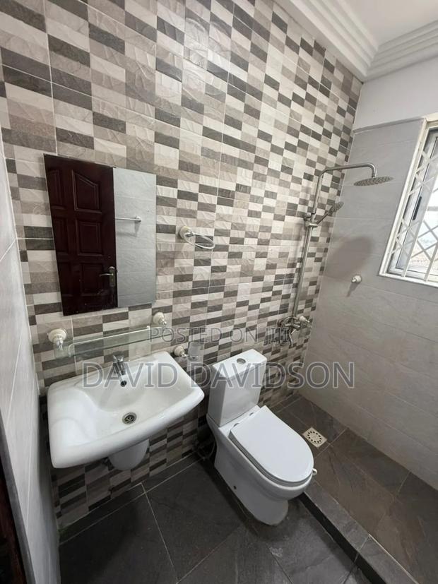 4bdrm House in 4 Bedroom House, Tema Metropolitan for sale · Photo 4