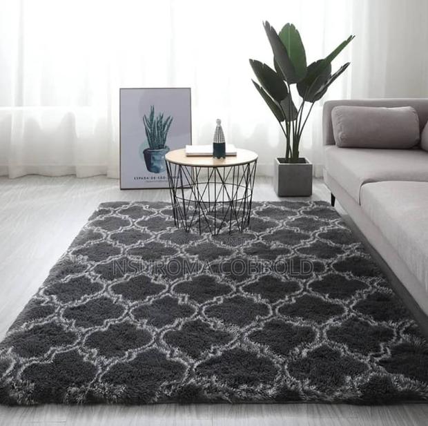 Quality Hairy Rug.1 photo 2