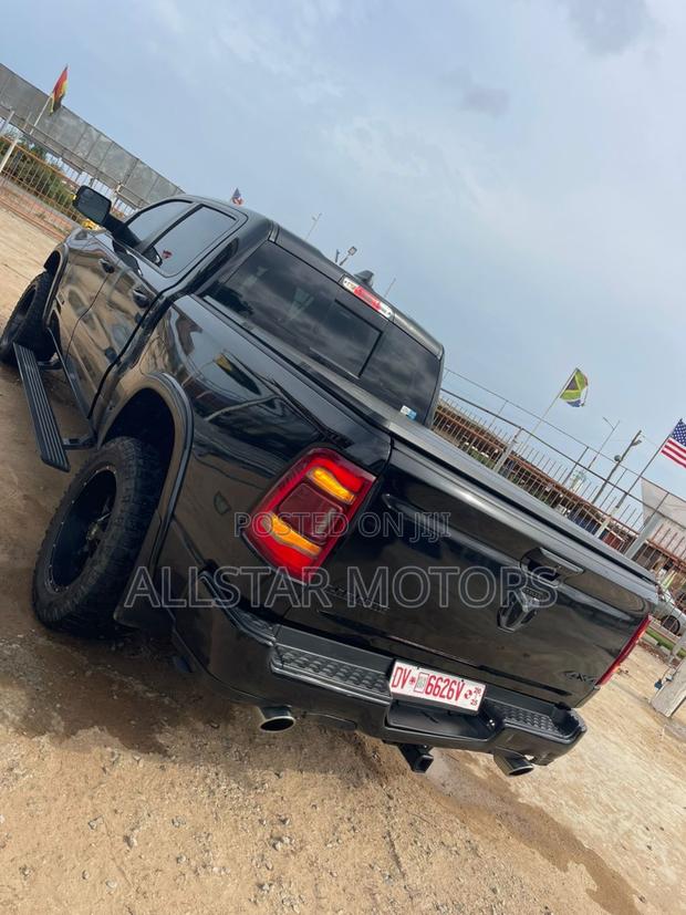 Dodge RAM 2020 Black · Photo 1