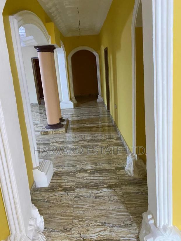 5bdrm House in Ejisu Baworo, Kumasi Metropolitan for rent photo 4