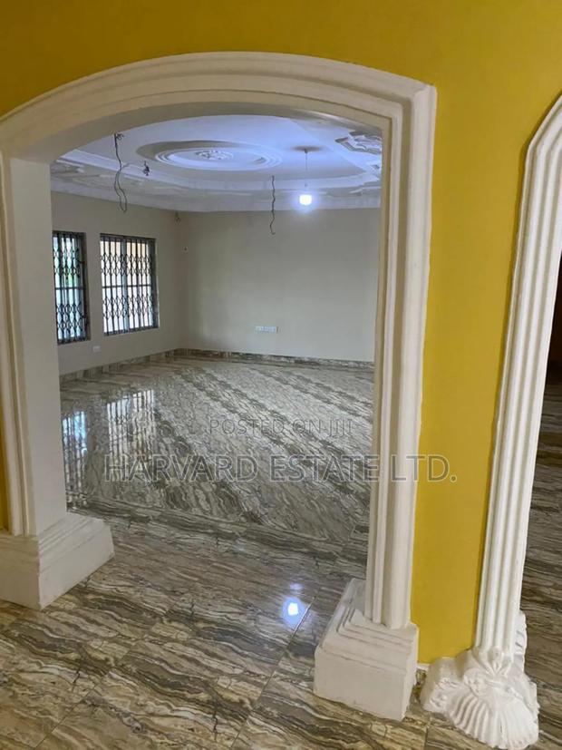 5bdrm House in Ejisu Baworo, Kumasi Metropolitan for rent photo 10