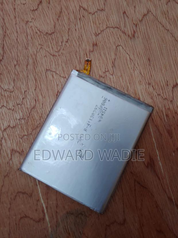 Samsung Battery photo 3