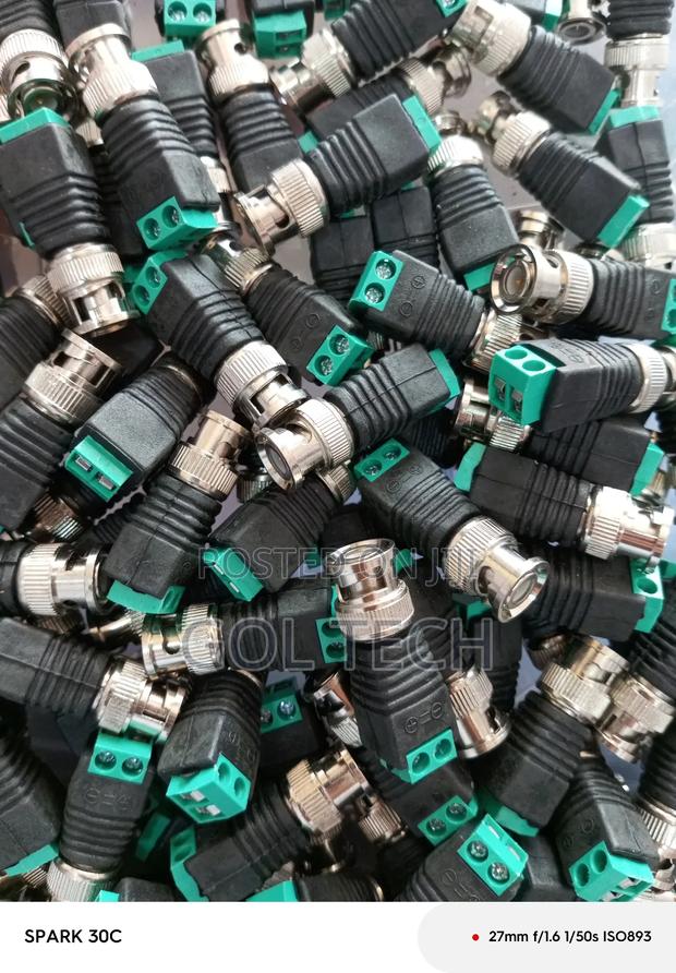 BNC Video Balun or Video Connector for CCTV · Photo 3