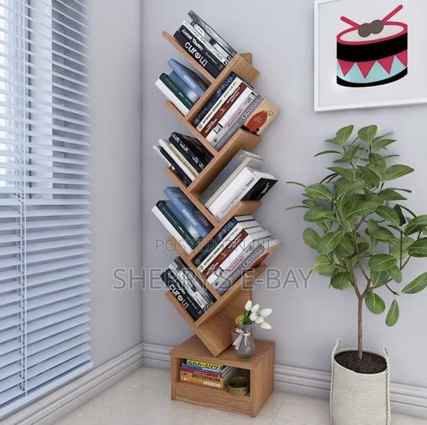Bookshelves/Storage photo 4
