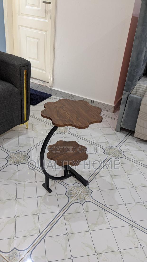 Side Coffee Table · Photo 4