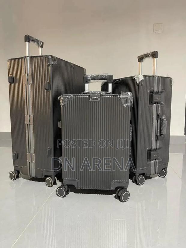 Anti - Crack Trolley Suitcase Traveling Luggage Bag photo 4
