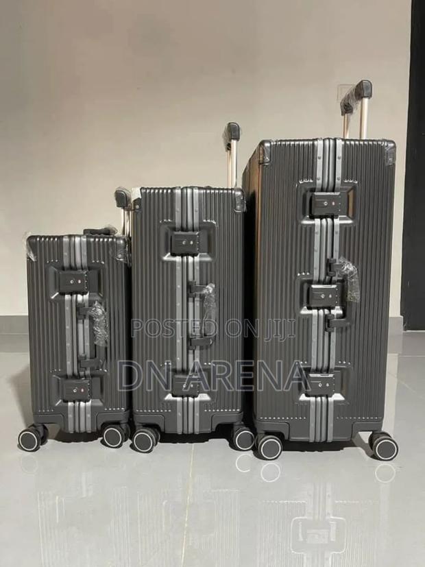 Anti - Crack Trolley Suitcase Traveling Luggage Bag photo 5