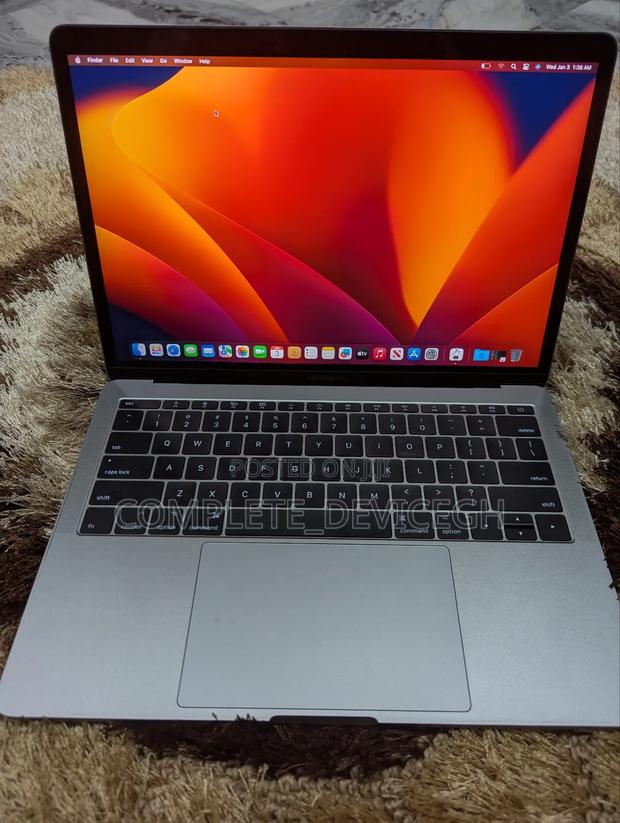 Laptop Apple MacBook Pro 2017 8GB Intel Core I5 SSD 128GB