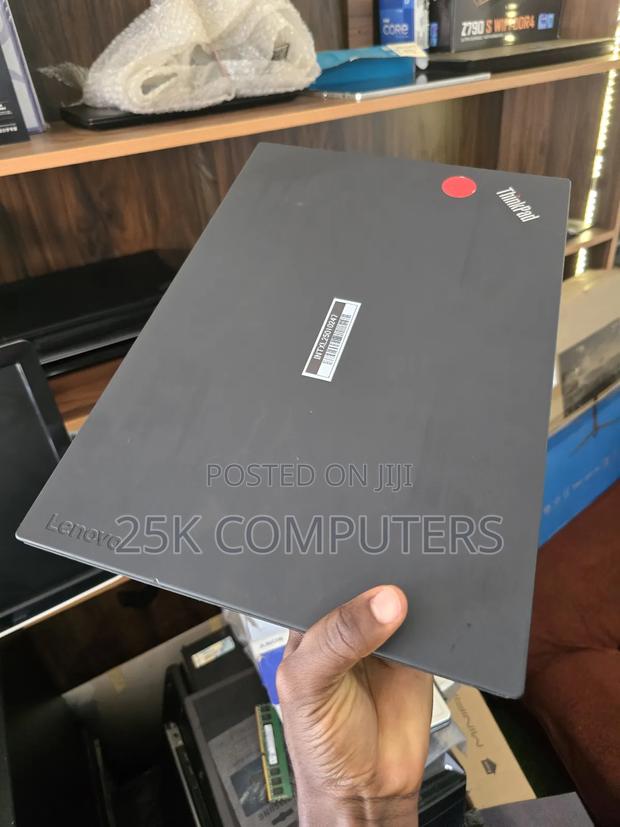 Laptop Lenovo ThinkPad T580 16GB Intel Core i7 SSD 512GB photo 2
