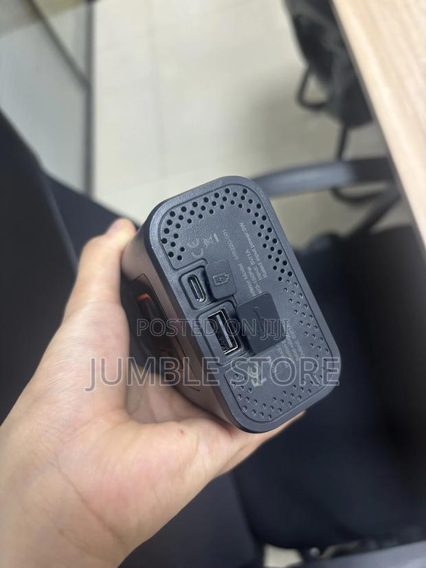Digital Tyre Inflator + Power Bank photo 4