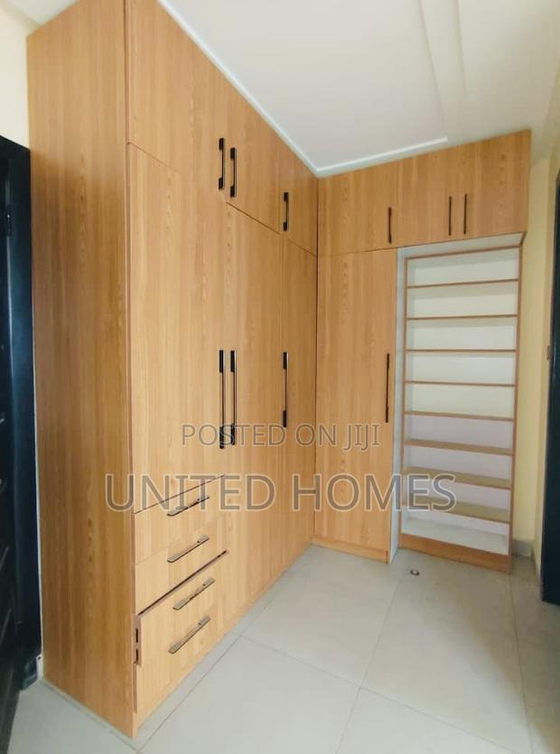 5bdrm House in Dzorwulu for rent · Photo 4