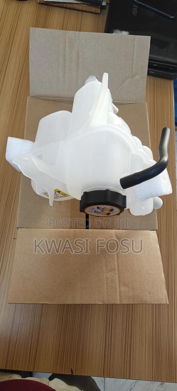 Coolant Expansion Reservoir Tank for Escape 2007 to 2012 photo 3
