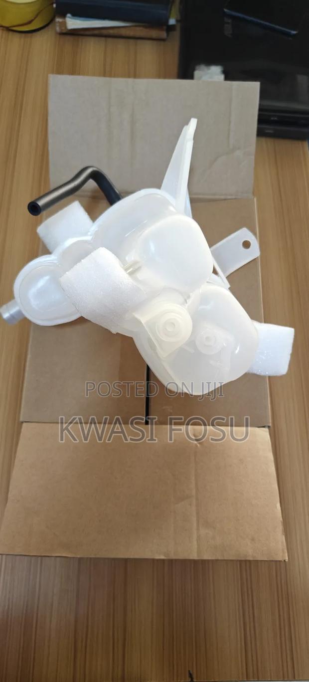 Coolant Expansion Reservoir Tank for Escape 2007 to 2012 photo 4