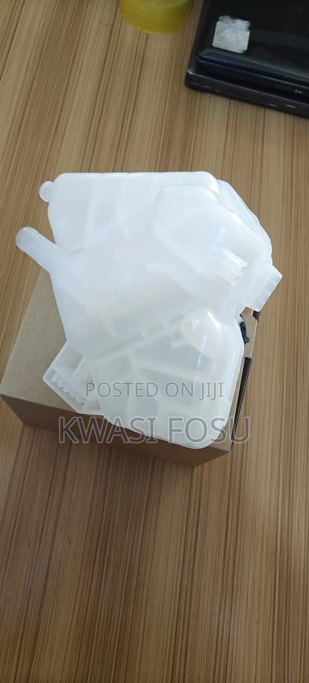 Ford Fiesta Coolant Reservoir Tank 2011 to 2013 photo 4
