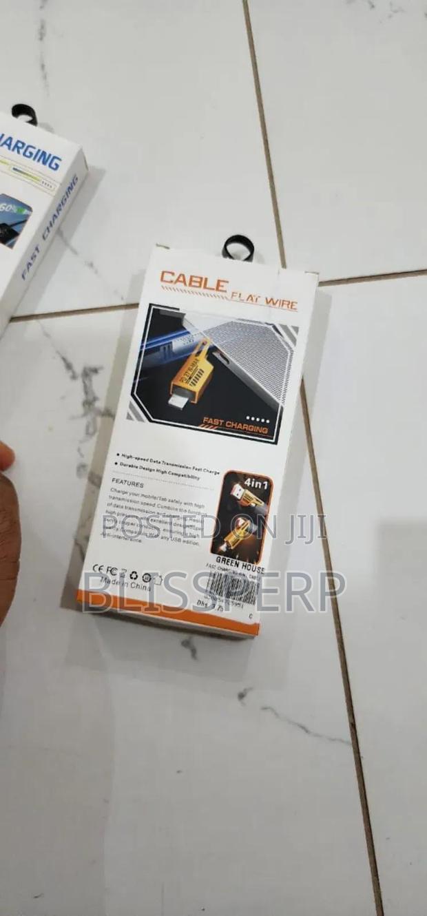 Fast Charging Cable · Photo 3