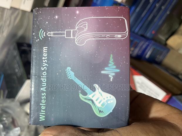 Wireless Guitar Jack · Photo 4