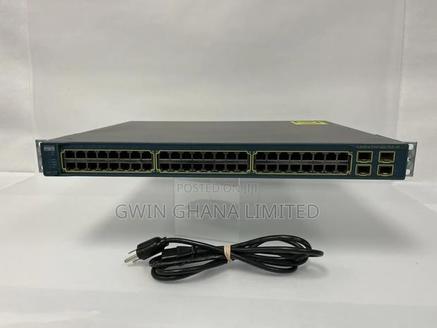 Cisco Catalyst C3560 48-Port Poe Layer 3 Switch La · Photo 1