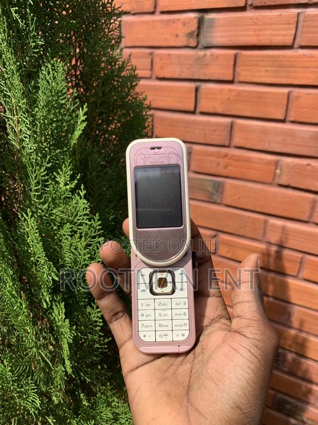 Nokia 7373 Pink photo 3