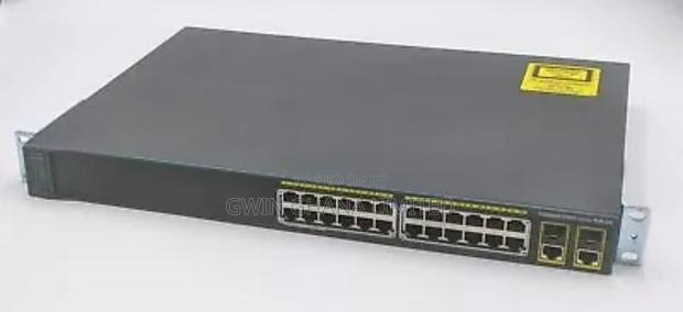 Cisco 2960 24-Port 8poe Manged Switch · Photo 4