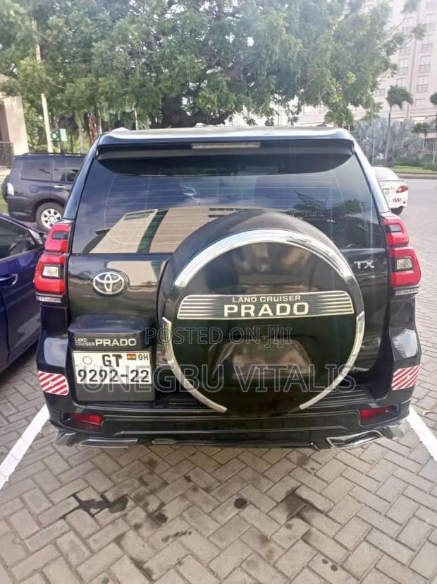 Toyota Land Cruiser Prado 2.7 2018 Black