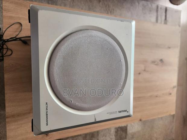 Powerful Philips Active Powerful Subwoofer photo 4