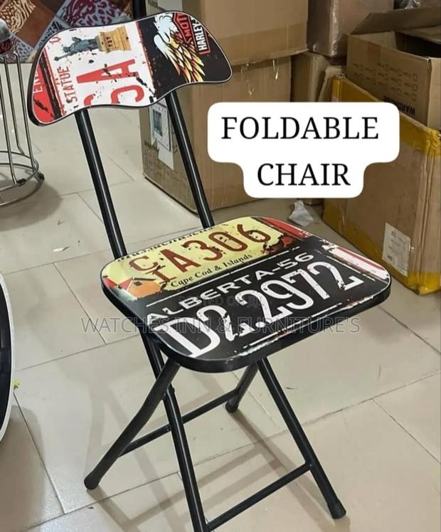 Metal Base Printed Wooden Folding Chair · Photo 2