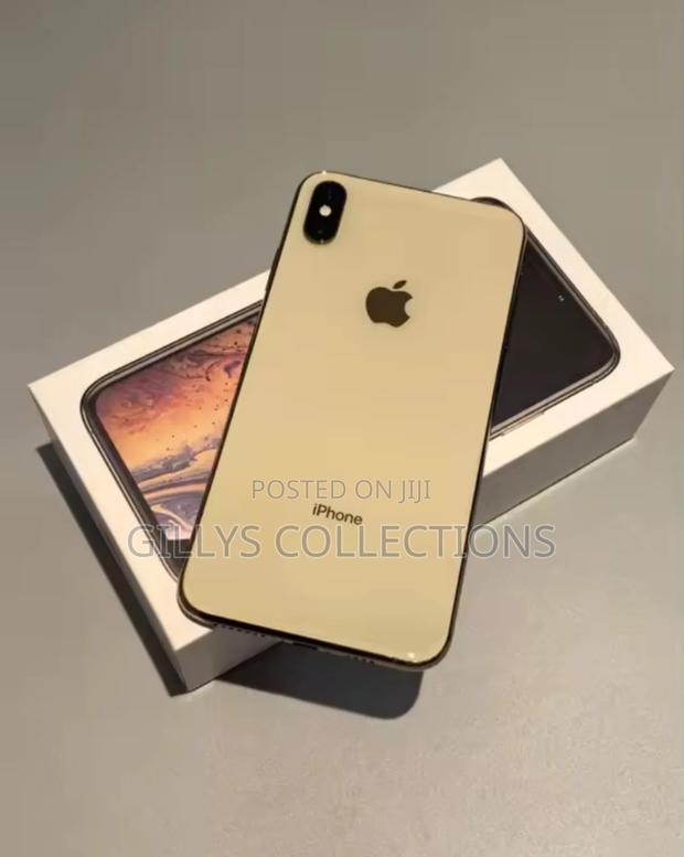 Apple iPhone XS Max 64 GB Gold
