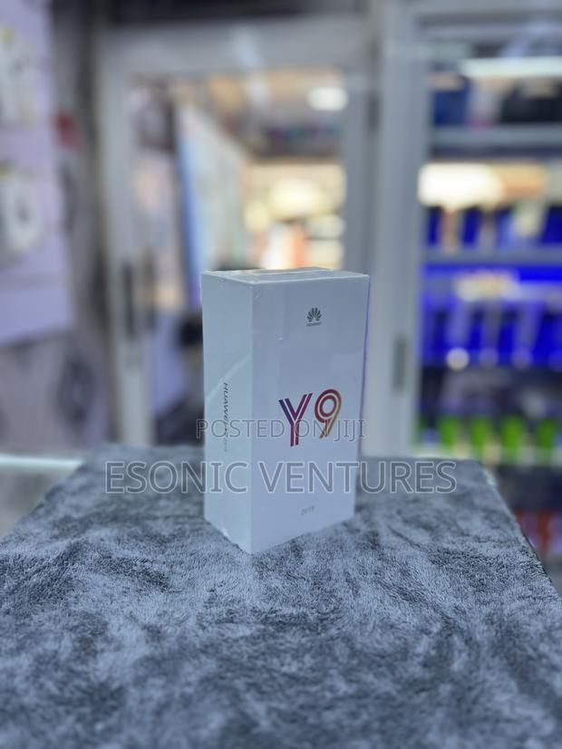 New Huawei Y9 2019 128 GB Black photo 3