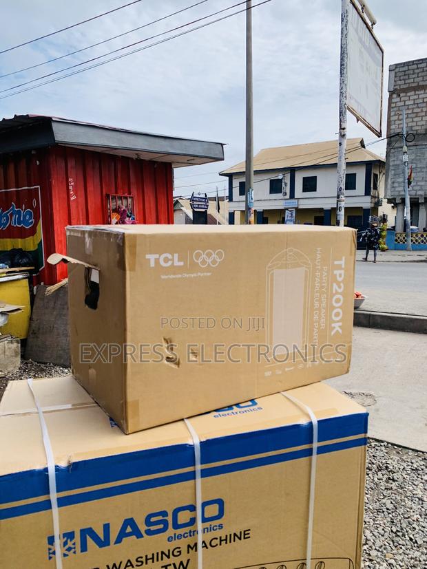 Clear Part Sound Speaker TCL Tp . 220 Watts · Photo 2