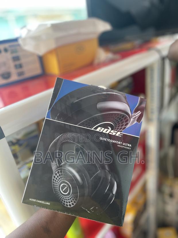 Bose Quiet Comfort Ultra Hybrid Headset With Protective Bag