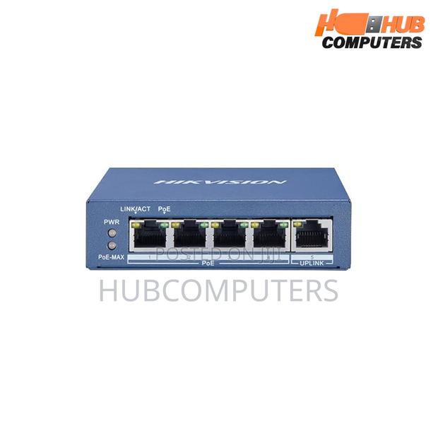 Hikvision Ds-3e0505p-E/M Poe Gigabit 4 Port Unmanaged Switch · Photo 3
