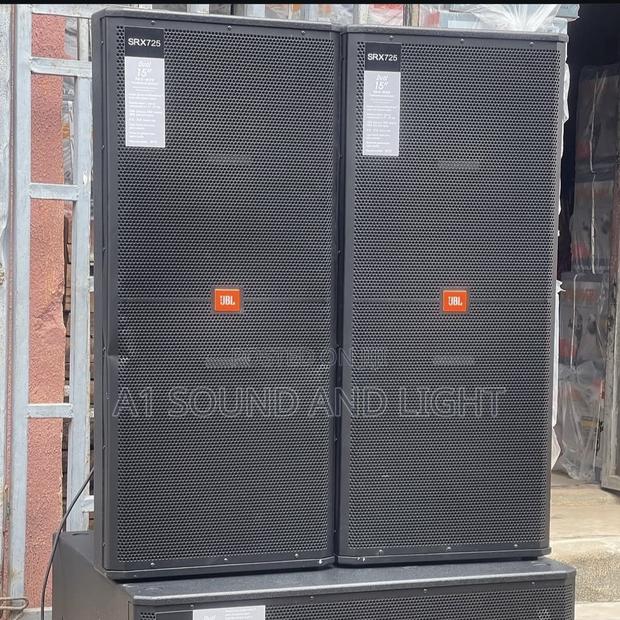JBL Srx725 Full Range Speakers [Pair] · Photo 4