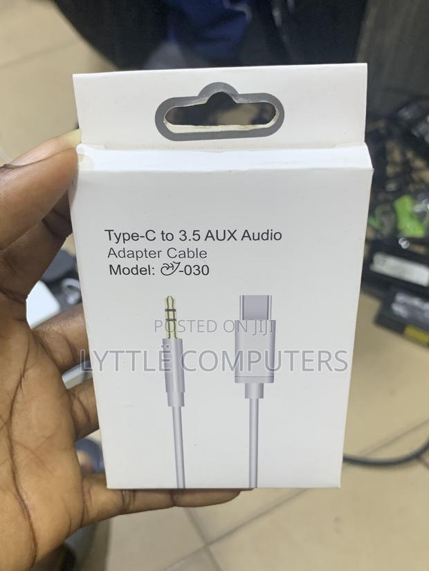 Type-C to 3.5 Aux Audio Cable · Photo 4